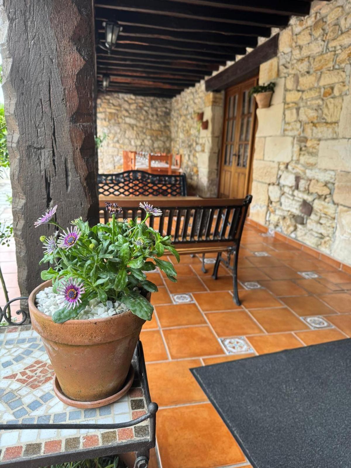 La Venta De Quijas Acomodação com café da manhã Exterior foto